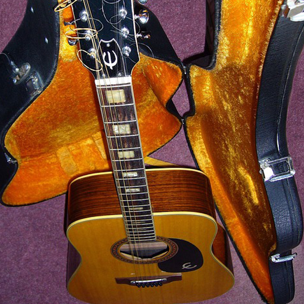 Caixa para Guitarras